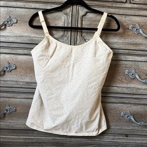 Kindred Bravely nursing and pumping tank